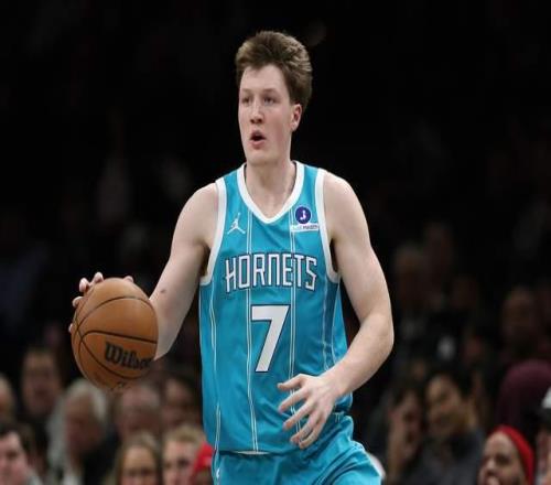 亚冬会金牌,争夺战首日,范可新领跑,开云体育,开云体育官网,开云体育app,开云体育平台,KAIYUN,SPORTS,kaiyun登录入口